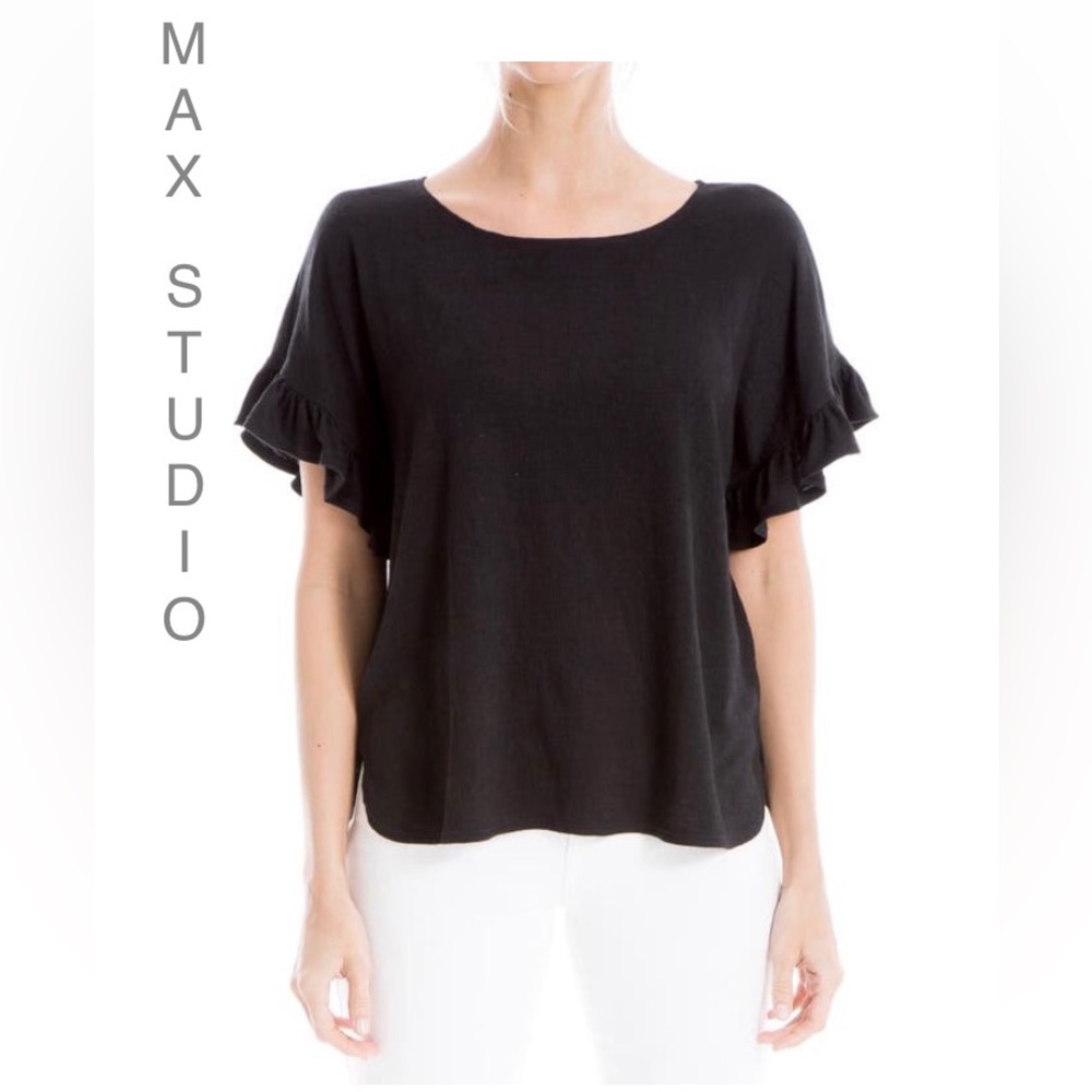 MAX STUDIO Top